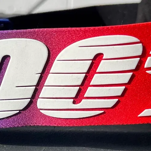 100% Armega Factory Goggles w/ Hiper Red Lens