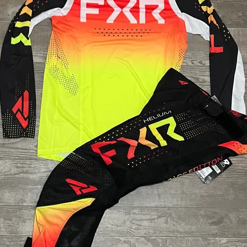 FXR Helium MX Gear Combo - Red/Inferno - Small / 30