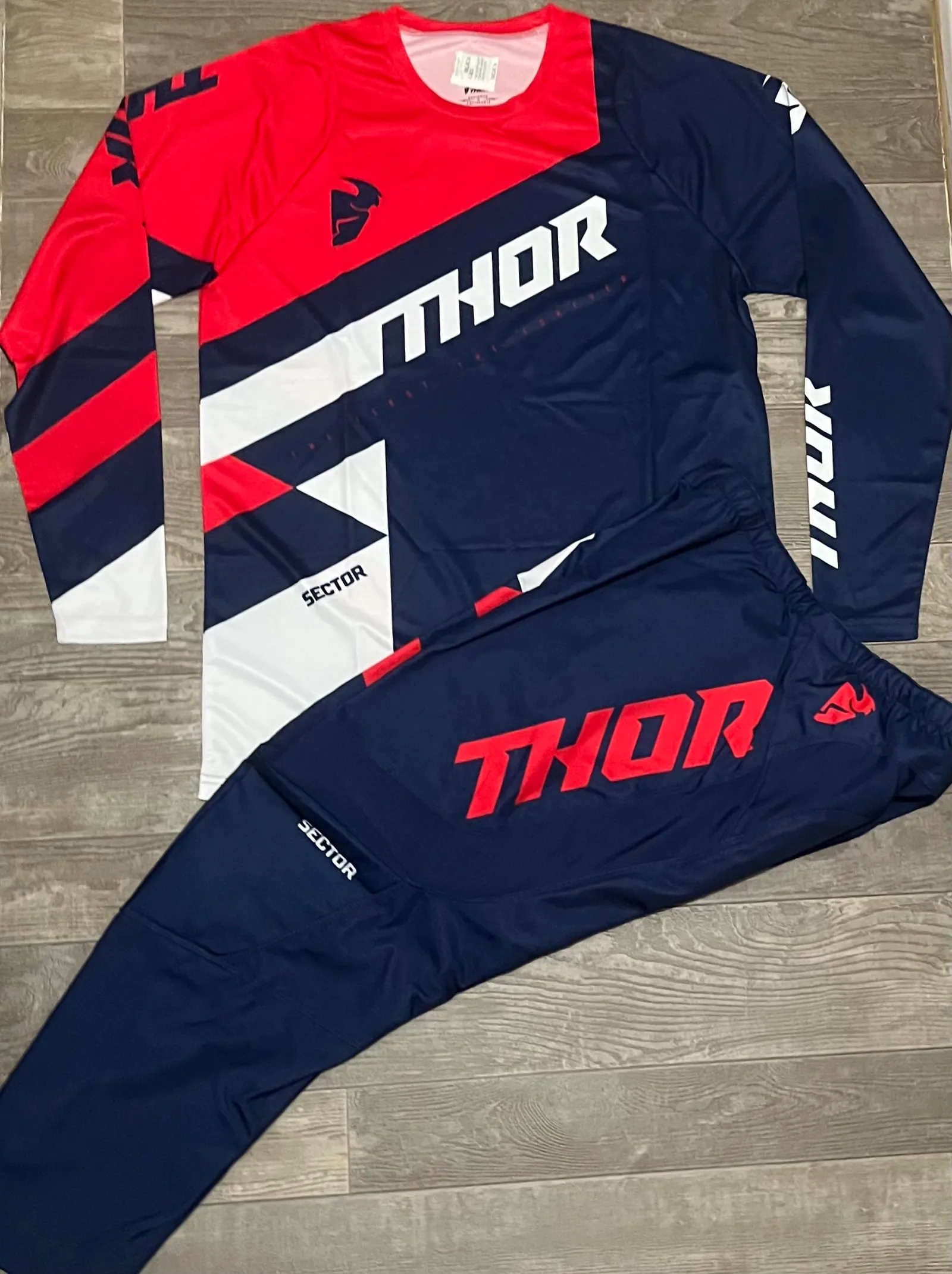 NEW! Thor Sector Checker Gear Combo - Navy/Red