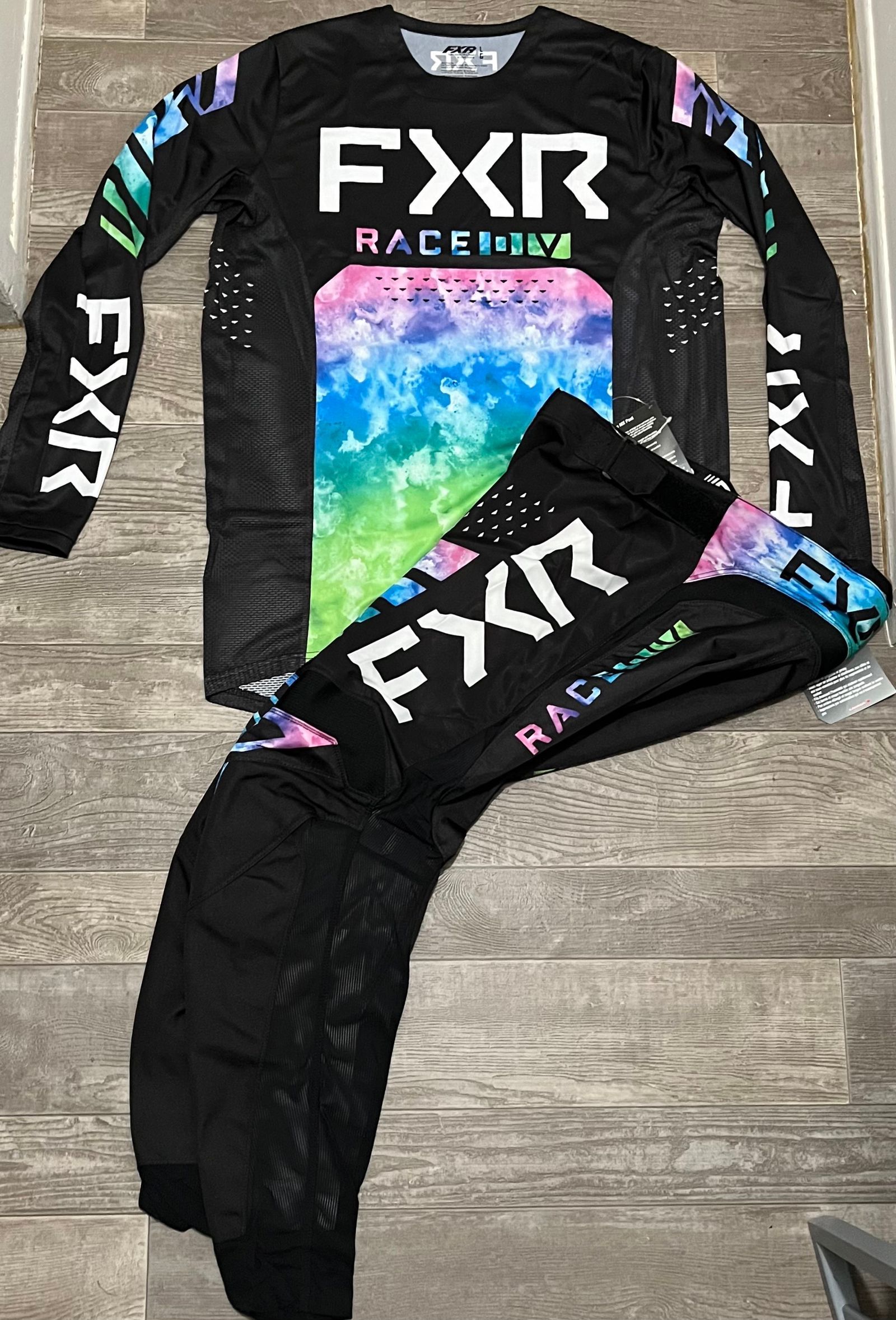 FXR Podium Gear Combo Acid Rain XL 34