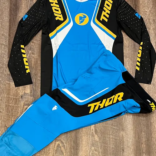 Dirt Bike Size S Thor Pulse Pants Only