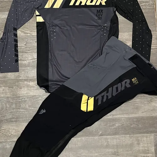 Thor Prime Drive Gear Combo - Black/Grey - Large / 34