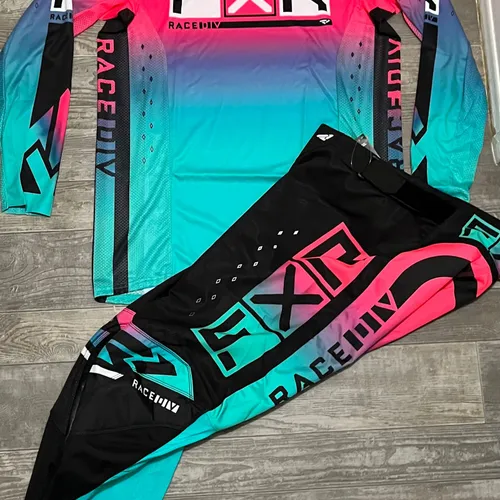 FXR Podium Pro MX Gear Combo - Minty Refresh/Coral - Large / 34
