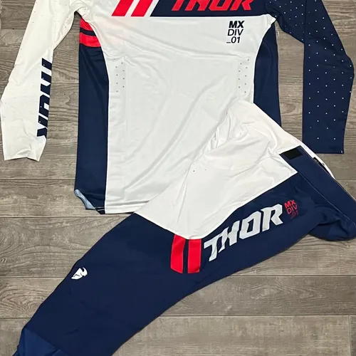 Thor Prime Drive Gear Combo - Navy/White - Large / 34