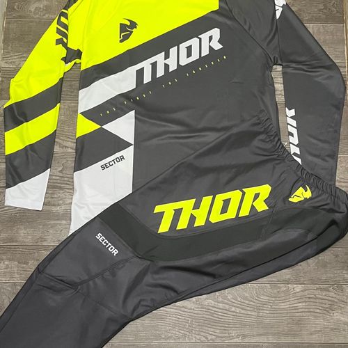 Thor Sector Checker Gear Combo - Charcoal/Acid