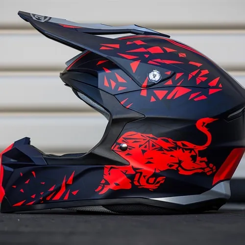 HJC i50 Red Bull Helmet - Large