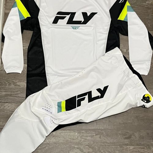 Fly Racing Kinetic Prix Gear Combo - White/Black/Hi-Vis