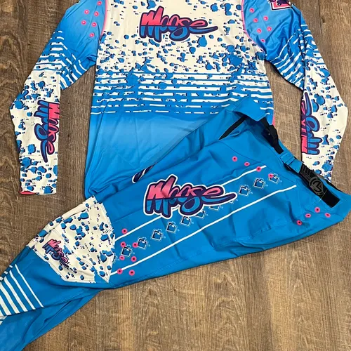Moose Racing Agroid Gear Combo - Blue/Pink/White - Small / 28
