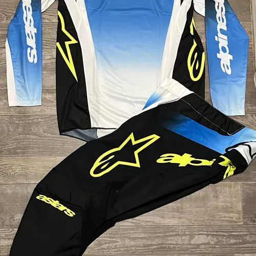 2023 Alpinestars Honda HRC Team MX Gear Set Jersey/Pants Motocross Racing  Set