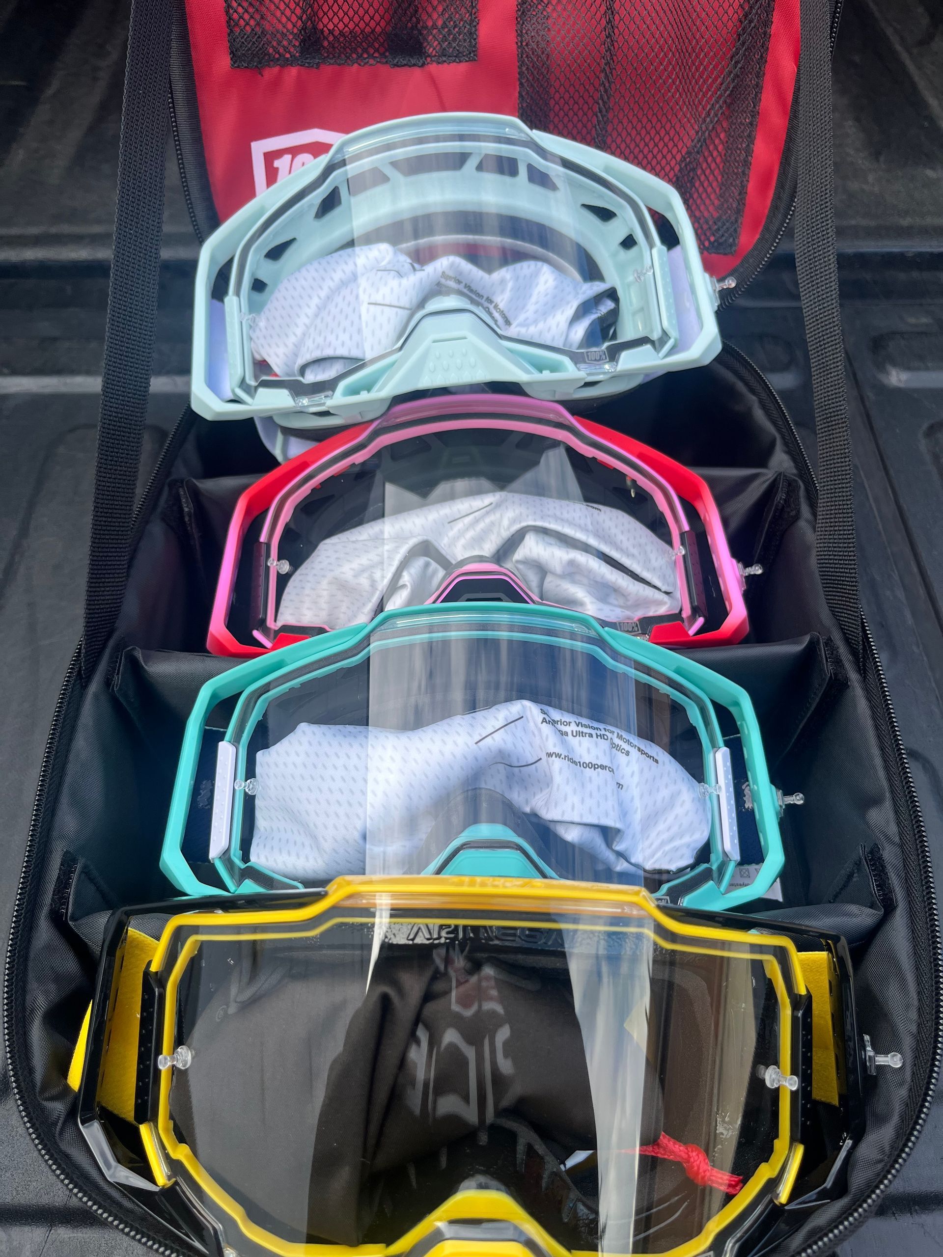 4 - 100% Armega MX Goggles w/ Goggle Case