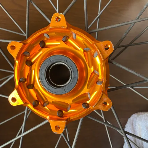 Talon Ultralight Orange Wheel Set 19" 21"
