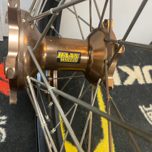 Haan Magnesium Hubs Excel Rims 19" 21"