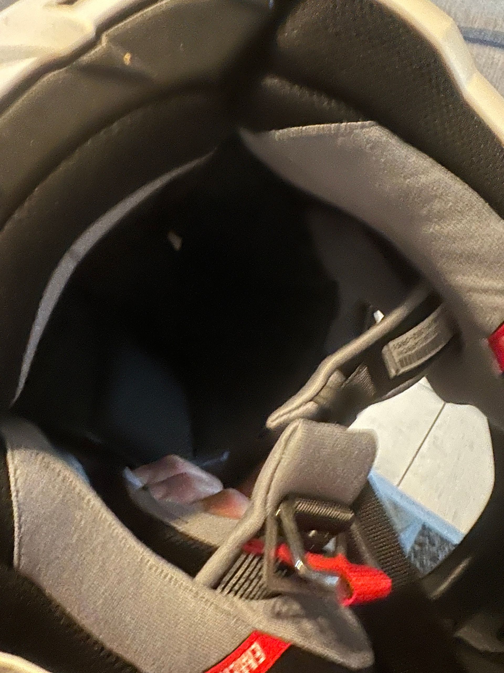 Brand New 2025 Thor Carbon  Reflex Helmet Size Medium.  