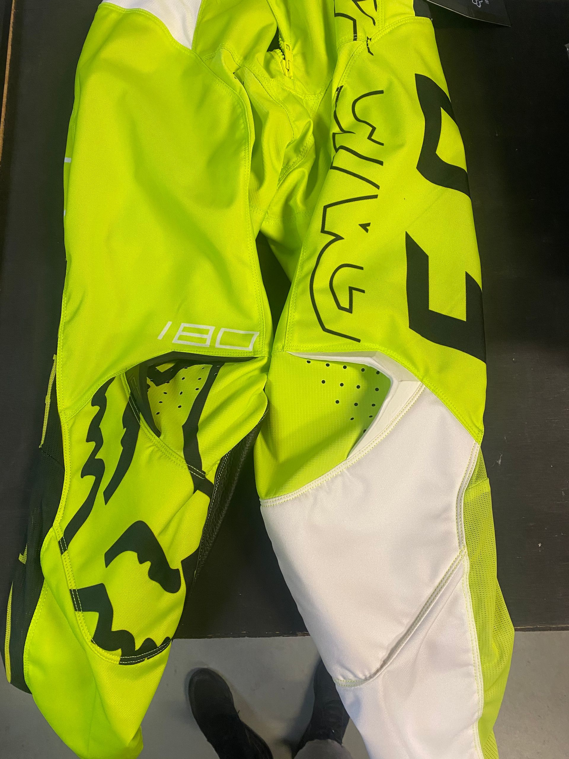 Fox Pants 180 Skew Flo Yellow 28