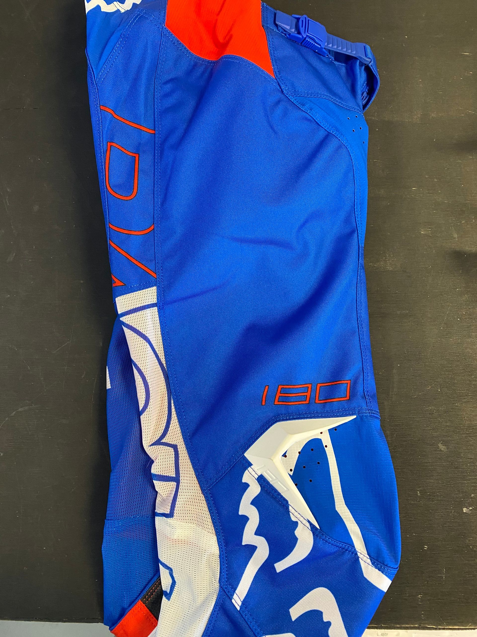 Fox Pants 180 Skew White/Red/Bkue 26