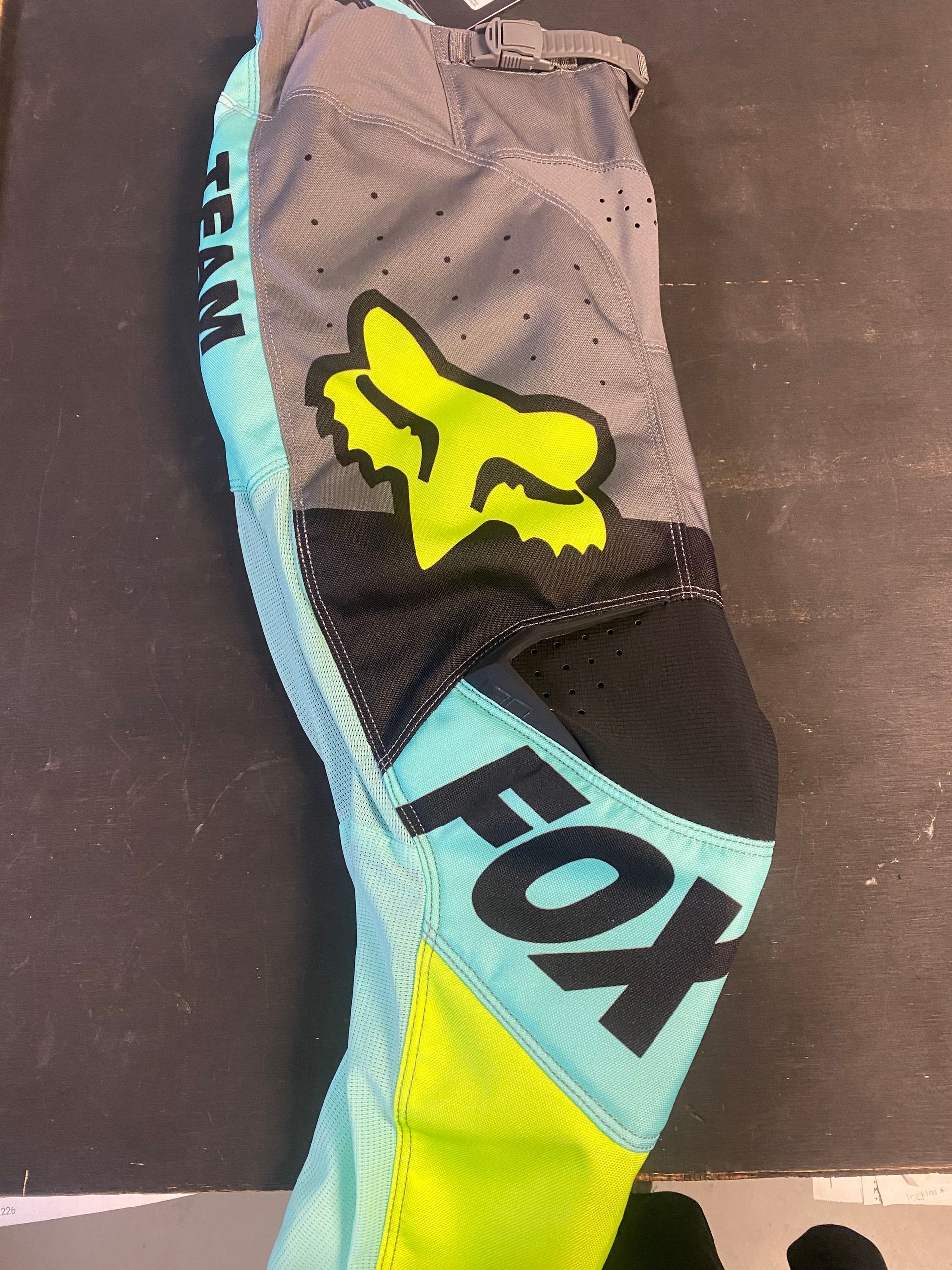 Fox Pants 180 Trice Teal 24 