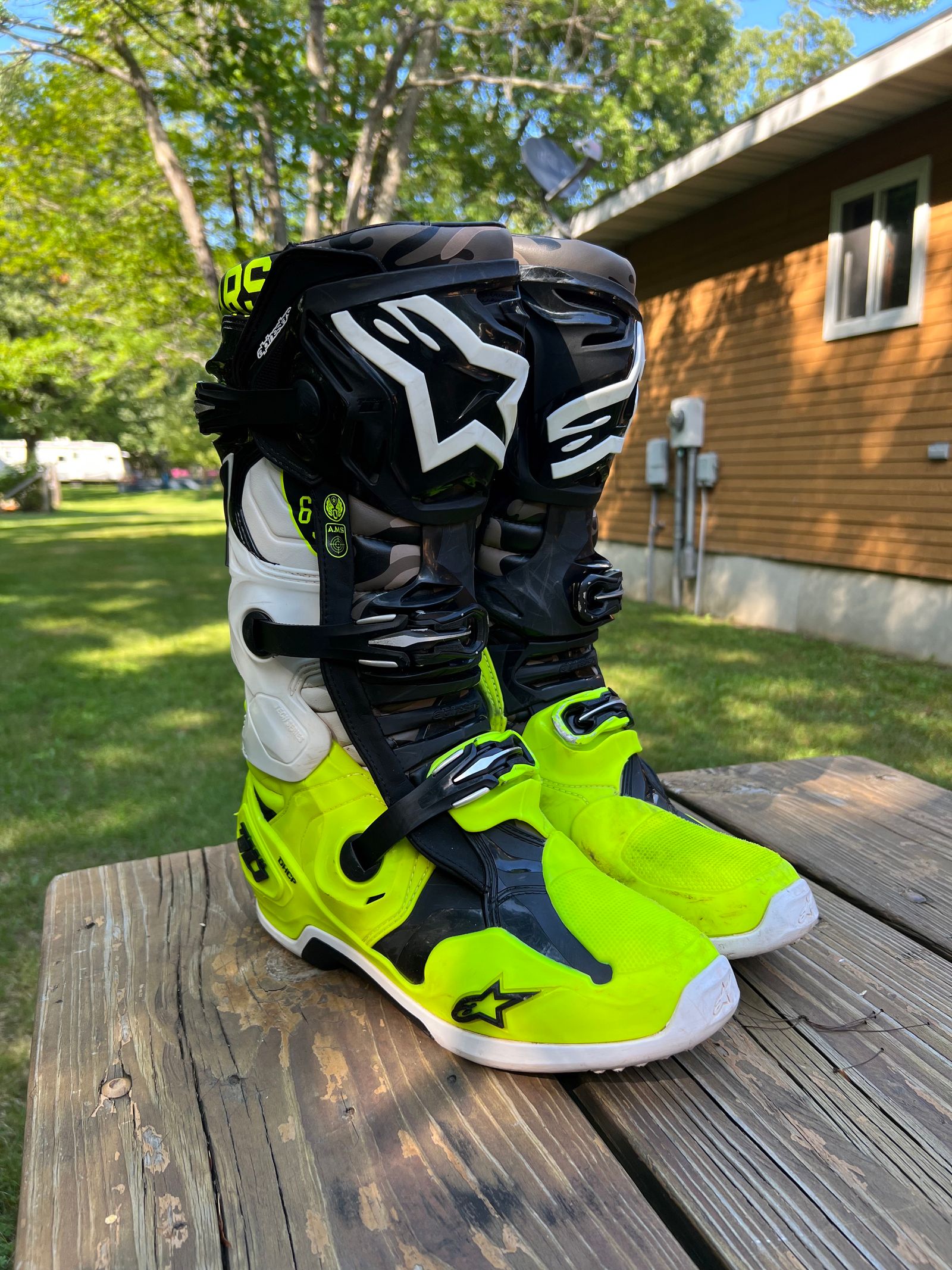 Alpinestars tech 10 green outlet