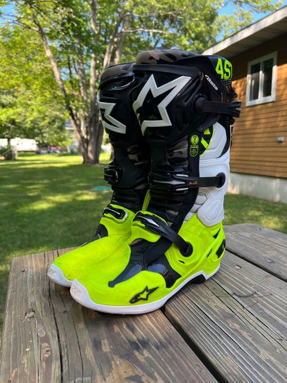 Alpinestars Tech 10 Boots - Size 10