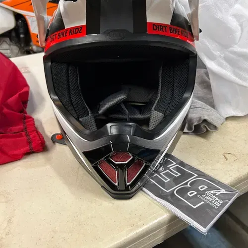 Bell Helmets - Size L | MX Locker