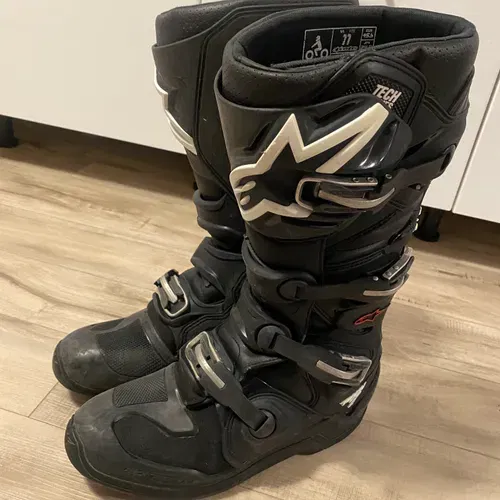 alpinestars tech 7