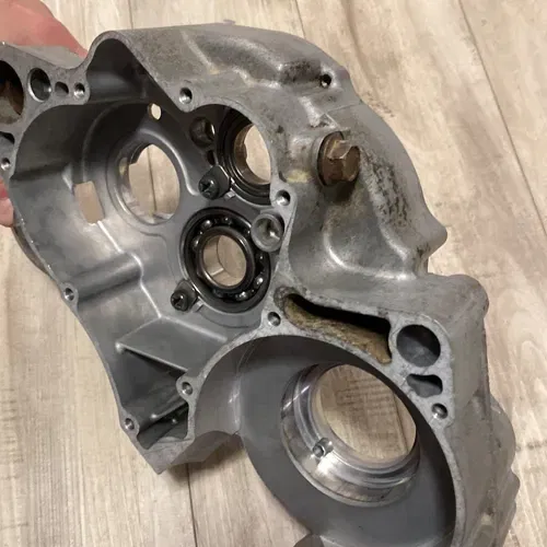 2003 RM250 Engine Case