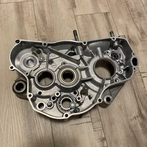 2003 RM250 Engine Case