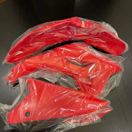 TX Race Restyle Plastics Kit