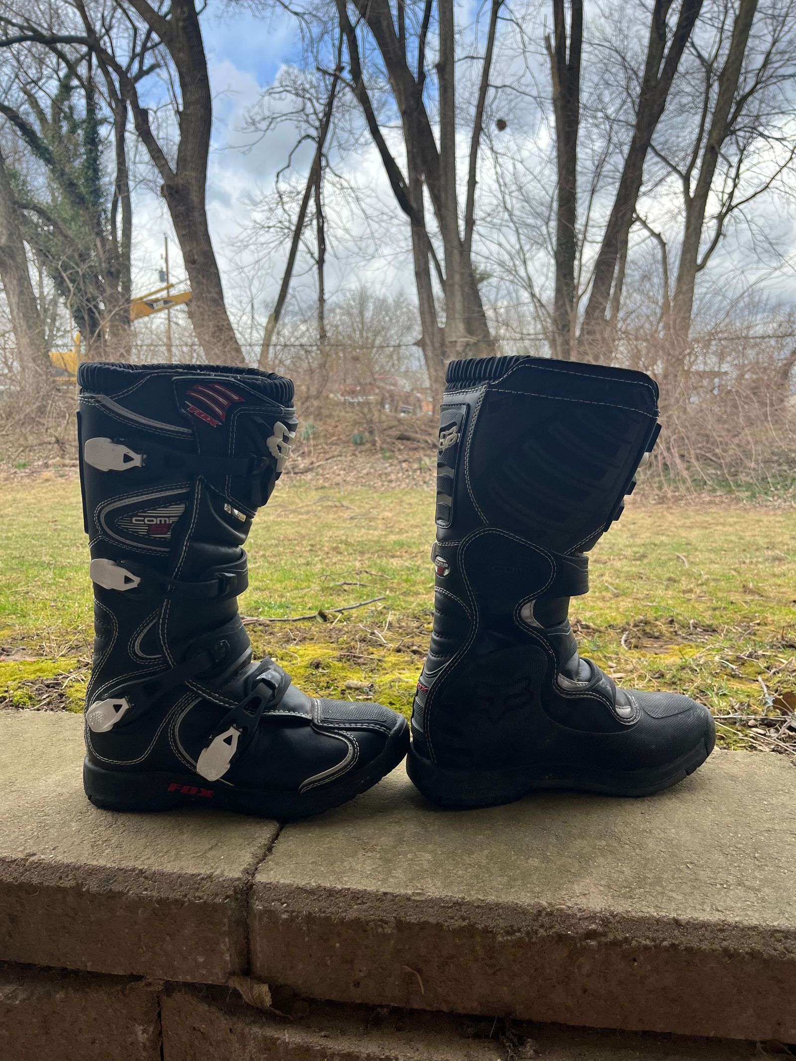 Comp 5 deals boots