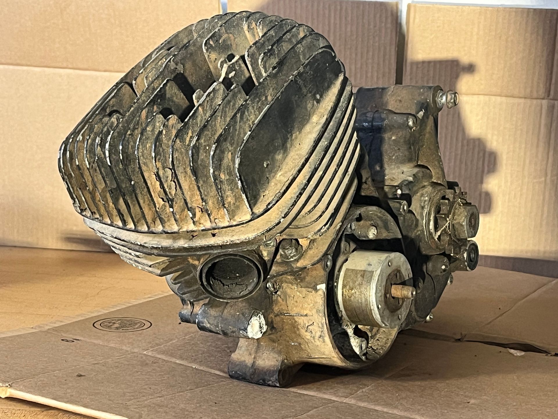 1976 SUZUKI RM100 Complete Engine Cylinder Head Clutch Cover S53