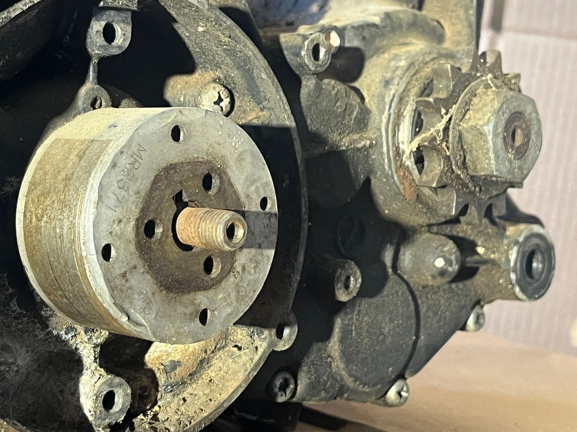 1976 SUZUKI RM100 Complete Engine Cylinder Head Clutch Cover S53