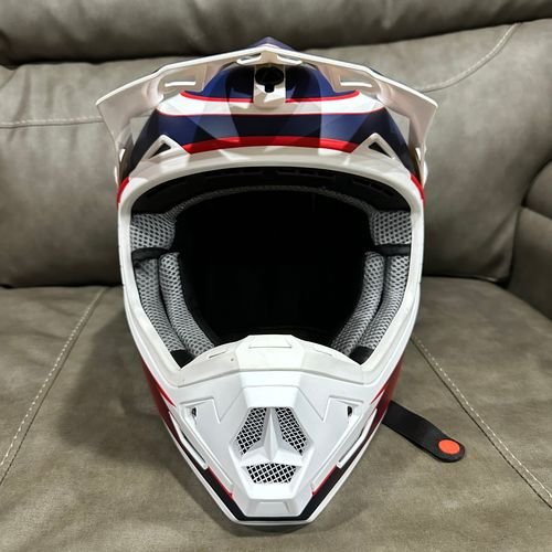 Factor Helmet