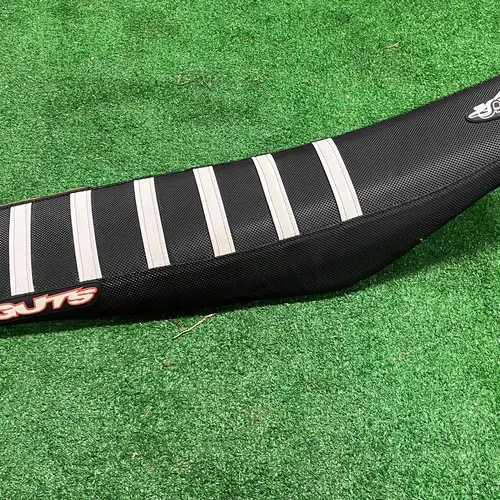 Guts Seat Cover Velcro System (stock Seat)