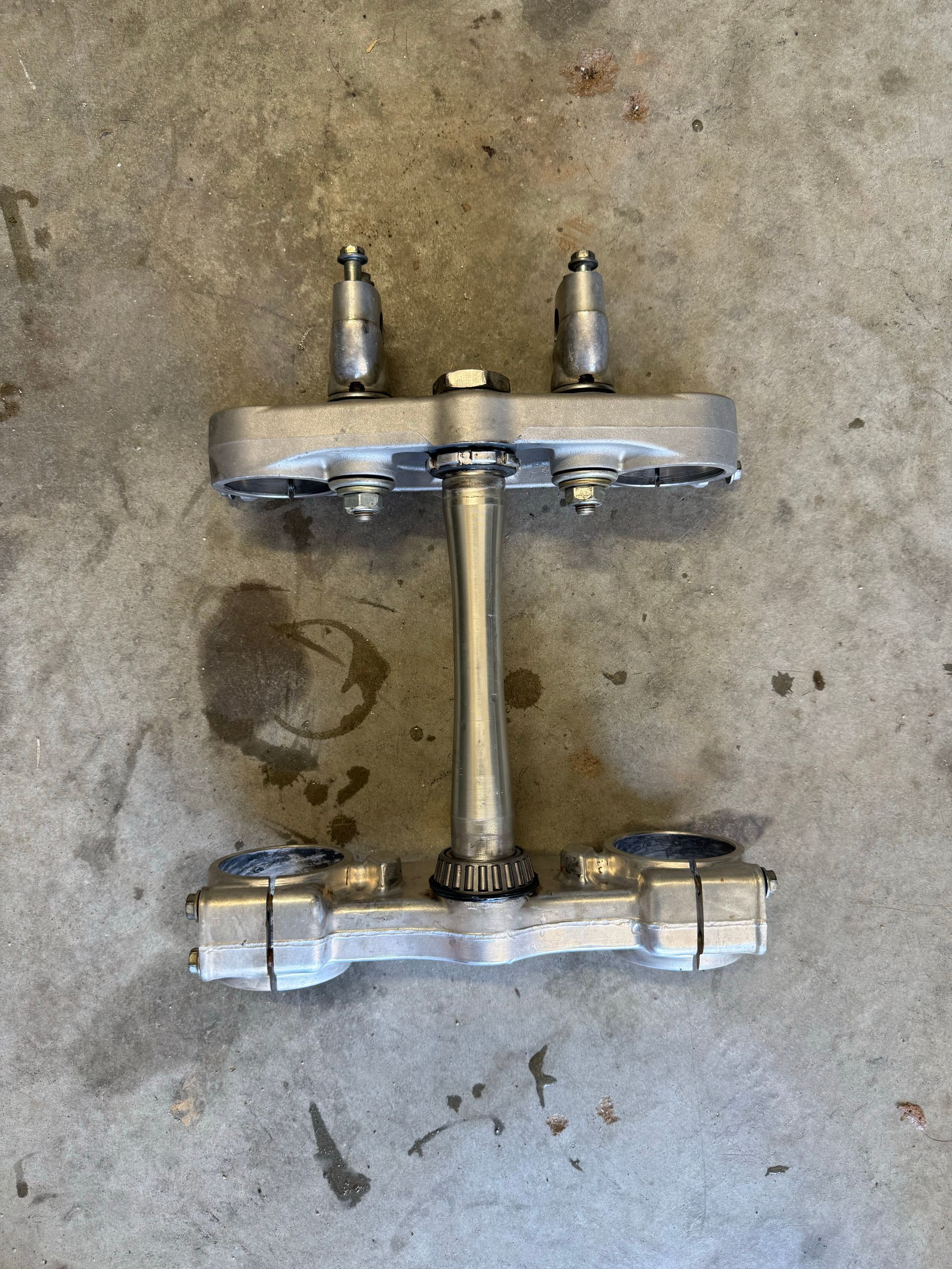 05-08 CRF450R OEM Triple Clamps 
