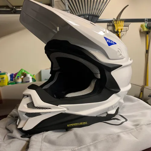 Shoei Vfx- Evo Helmet White - Size M