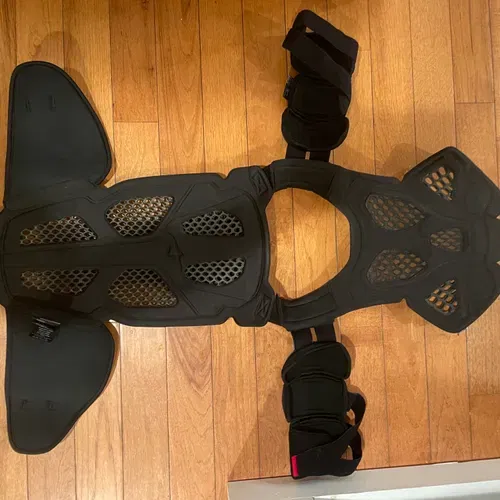 Alpinestars A6 Chest Protector