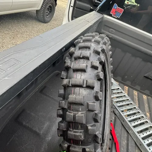 Maxxis 120/100/18 Tire