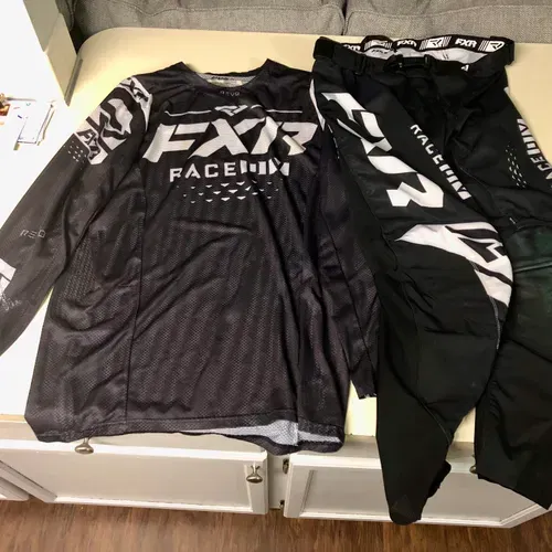 Fxr Gear Set