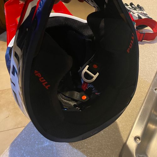 Leatt Helmets - Size XXL