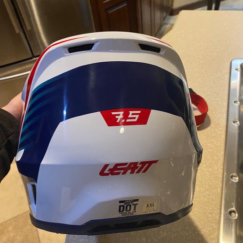 Leatt Helmets - Size XXL