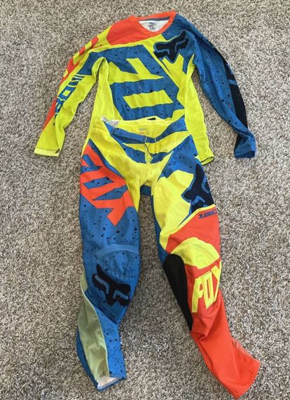 (2 Sets Package) Fox Racing Youth Gear Combo - Size L/26