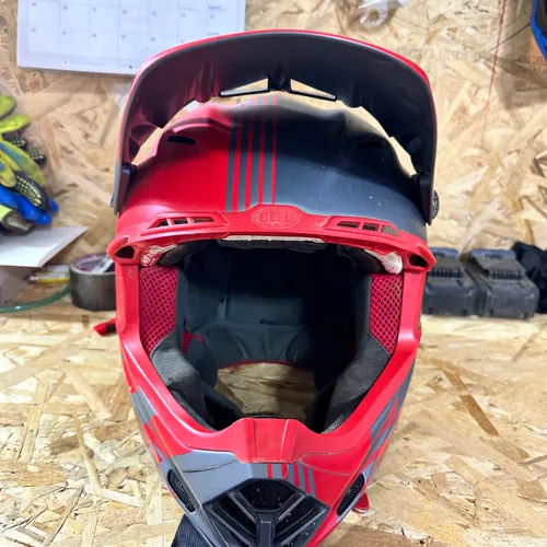 Bell Moto 9 Flex Helmets - Size Large 