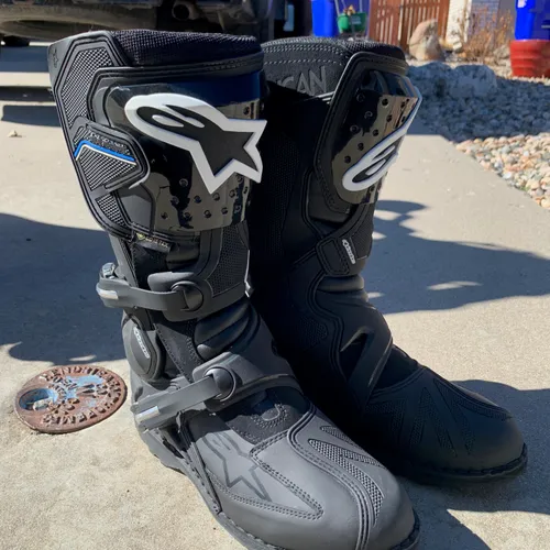 Alpinestars Toucan Gore-Tex Motorcycle Boots