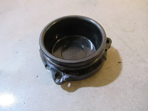 Polaris Xplorer 400 Hub Cap 1999