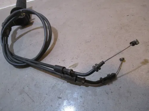 KTM LC4 640 Adventure Throttle Lever Grip 2002