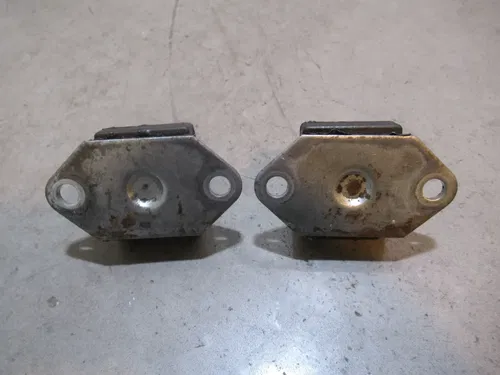 Ski Doo Grand Touring 550 Rubber Mounts 2010 #2