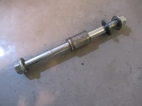 Yamaha TTR 50 Wheel Bolt Front 2013