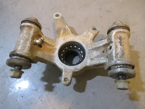 Yamaha Kodiak 450 4x4 Knuckle Left Rear 2006