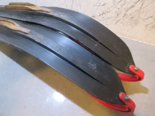 Arctic Cat F5 Skis 2004