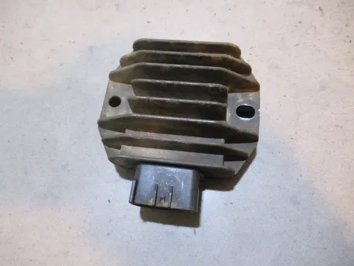 Yamaha Kodiak 400 Voltage Regulator 2001