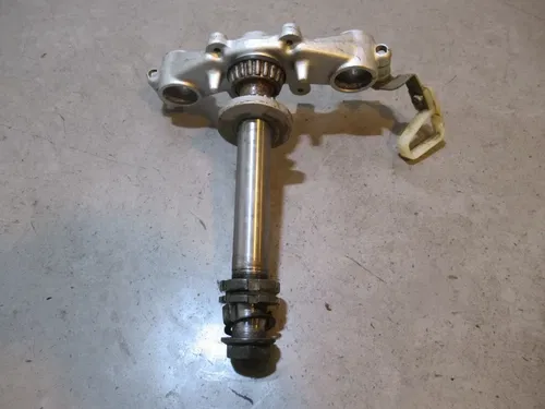 Yamaha TTR 125 Triple Clamp Lower 2002